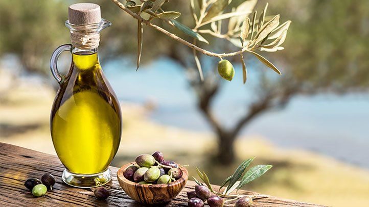 Top 7 Questions About Extra Virgin Olive Oil – Answered